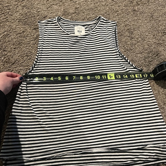 Billabong Lightweight Black & White Stripe Minimalist Tank Top Size Small - Picture 3 of 6